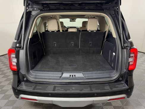 Used 2024 Ford Expedition Max Limited image 8