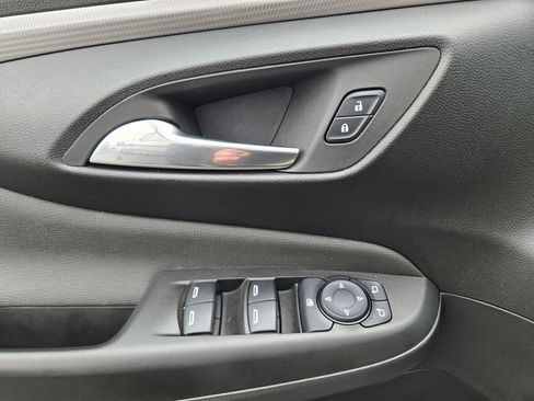 Used 2024 Buick Envista Avenir FWD image 11
