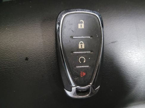 Used 2020 Chevrolet Sonic Premier image 32