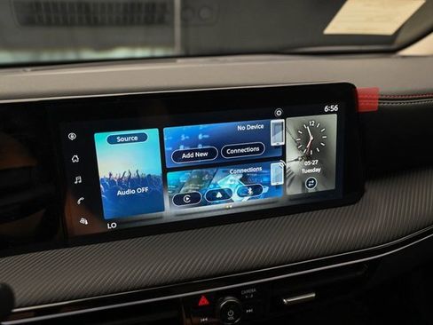 New 2025 Nissan Kicks SR image 31