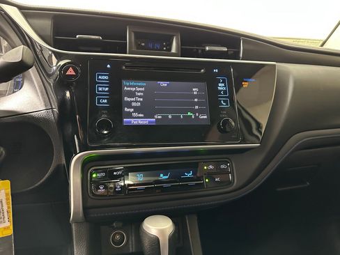 Used 2019 Toyota Corolla SE image 26