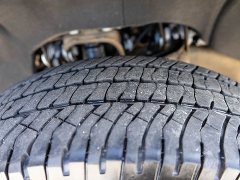 Used 2025 GMC Sierra 3500 SLE image 37