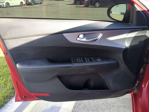 Used 2022 Kia Forte LXS image 15