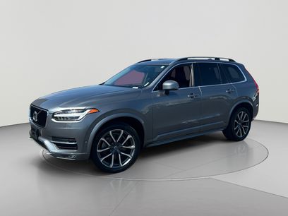 Used 2019 Volvo XC90 T5 Momentum w/ Advanced Package