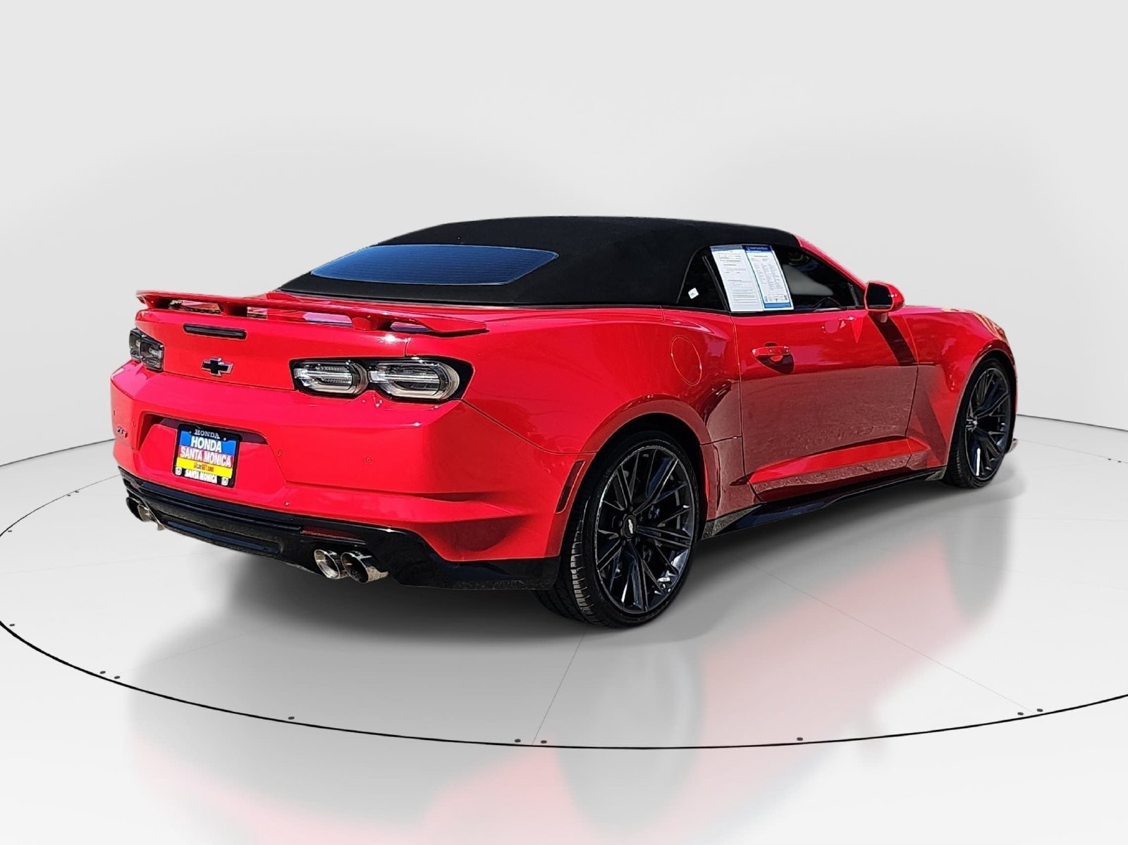 Used 2019 Chevrolet Camaro ZL1 RWD image 5