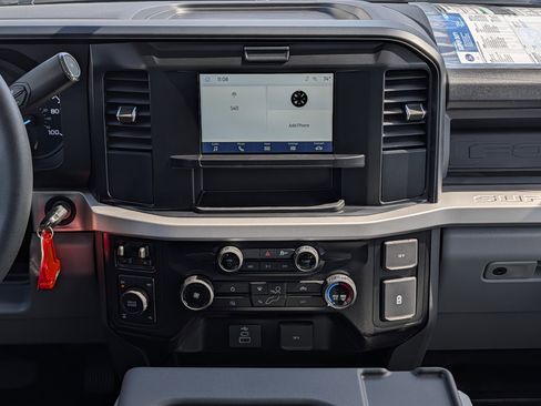 New 2026 Ford F250 XL w/ XL Off-Road Package image 19