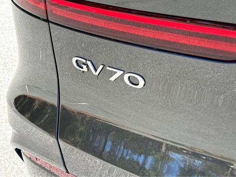 New 2026 Genesis GV70 3.5T Sport Prestige AWD/4WD image 31