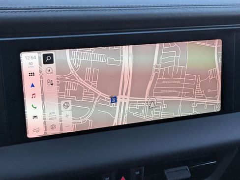 New 2026 Porsche Macan 4S Electric AWD/4WD image 18