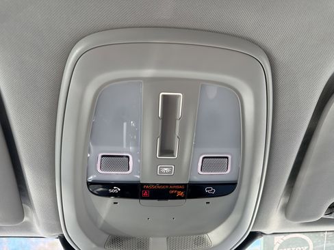 Certified 2025 Volvo XC60 B5 Plus image 27