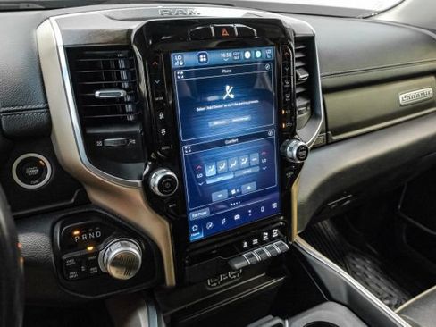 Used 2022 RAM 1500 Laramie AWD/4WD image 34