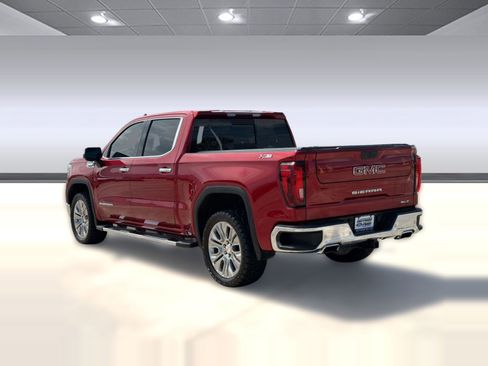 Used 2021 GMC Sierra 1500 SLT w/ SLT Convenience Package AWD/4WD image 3