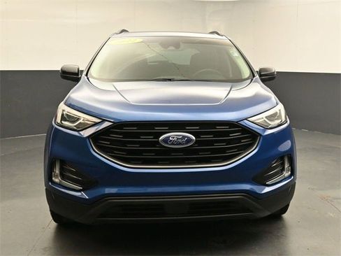 Used 2022 Ford Edge SEL w/ Sport Appearance Package image 5