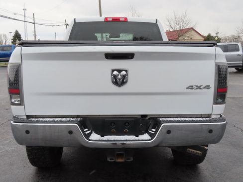 Used 2016 RAM 2500 Tradesman w/ Chrome Appearance Group image 5