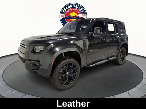 Used 2022 Land Rover Defender 110 SE image 3