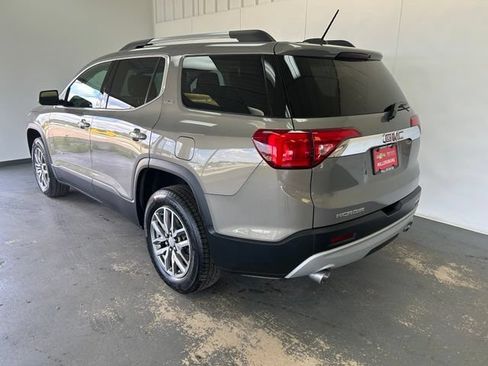 Used 2019 GMC Acadia SLE FWD image 6