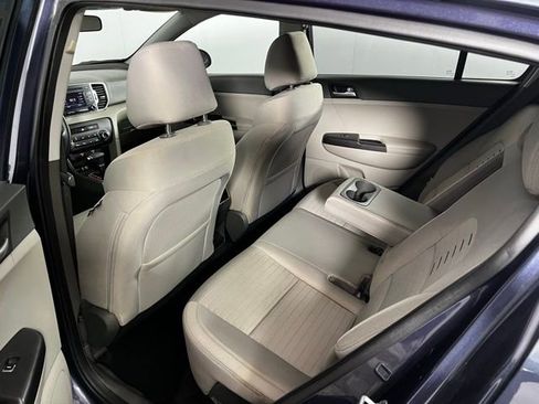 Used 2017 Kia Sportage LX w/ LX Popular Package image 11