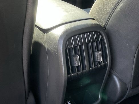 Used 2025 Hyundai Kona SEL image 24