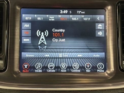 Used 2017 Dodge Challenger SXT Plus image 39