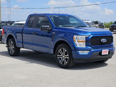 Used 2022 Ford F150 XL w/ STX Appearance Package RWD image 3