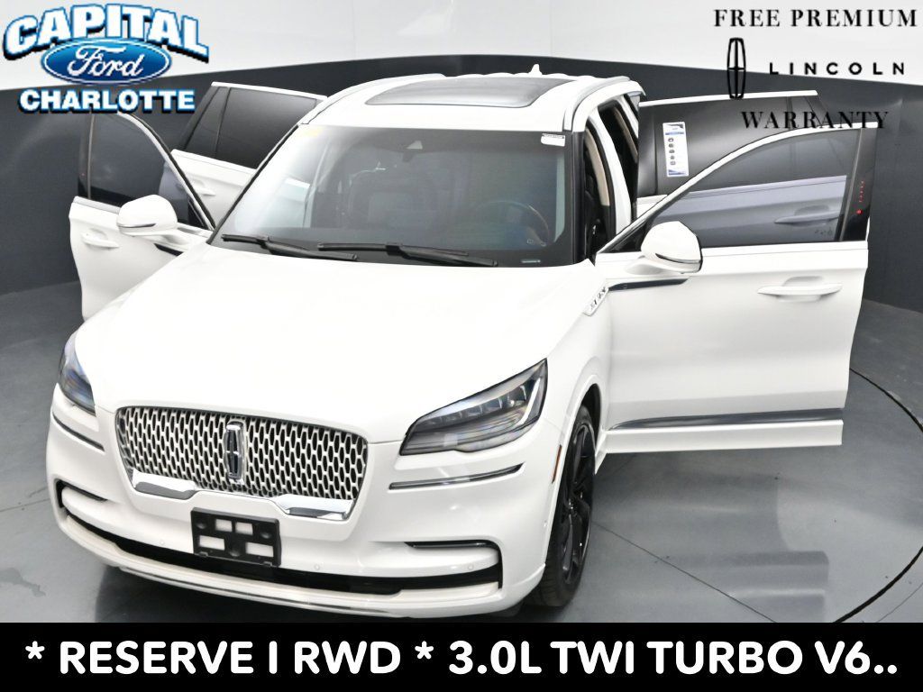 Used 2022 Lincoln Aviator Reserve w/ Equipment Group 201A RWD image 38