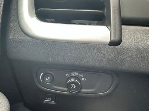 Used 2023 GMC Terrain SLE w/ Driver Convenience Package FWD image 30