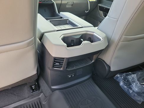 New 2026 Toyota Tundra Limited AWD/4WD image 11