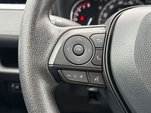 Certified 2025 Toyota RAV4 XLE image 25