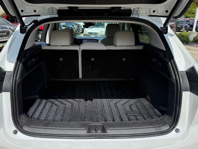 Used 2024 Buick Envision Avenir AWD/4WD image 33