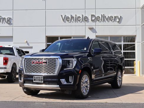 Used 2024 GMC Yukon XL Denali w/ Max Trailering Package AWD/4WD image 3