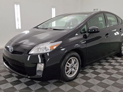Used 2010 Toyota Prius Two image 8