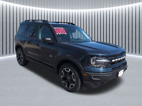Used 2023 Ford Bronco Sport Outer Banks w/ Tech Package AWD/4WD image 1