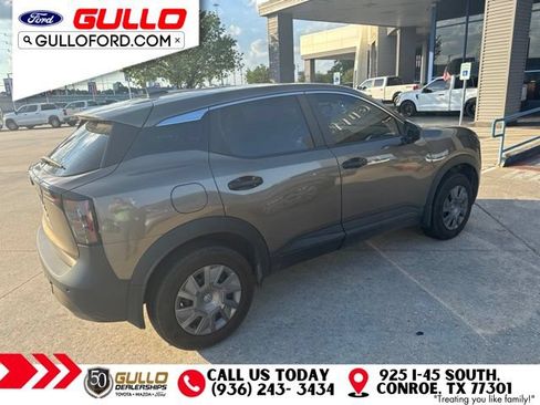 Used 2025 Nissan Kicks S FWD image 6