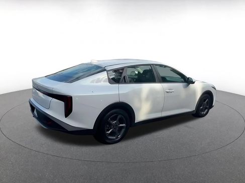 Used 2025 Kia K4 FWD image 12