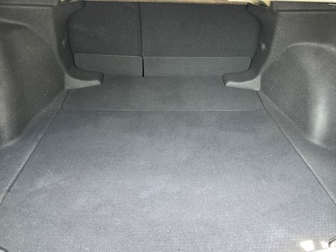 Used 2021 Toyota Corolla LE FWD image 8