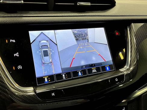 Used 2024 Cadillac XT6 Sport w/ Technology Package image 30