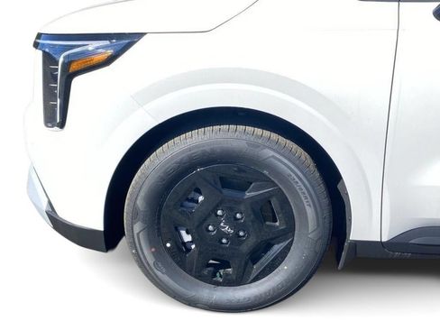 New 2026 Kia Carnival FWD image 18