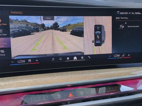 Used 2023 BMW 740i w/ Parking Assistance Package RWD image 13