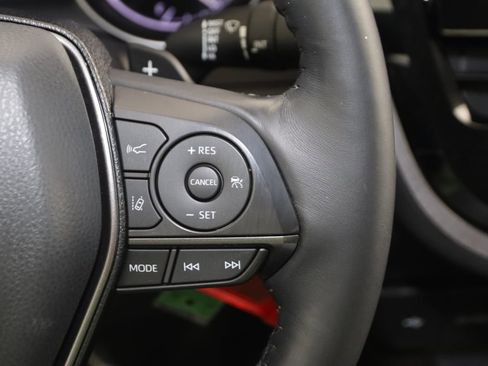 Used 2021 Toyota Camry SE image 31