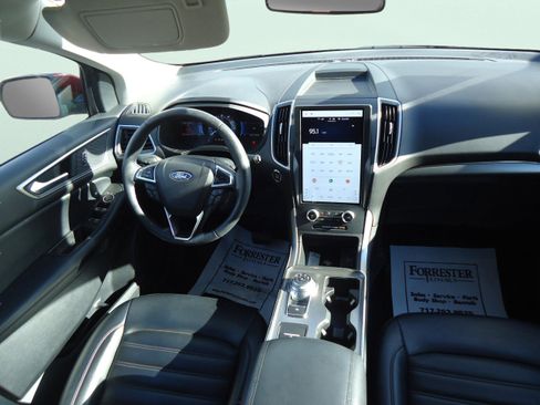 Used 2022 Ford Edge SEL w/ Convenience Package image 10