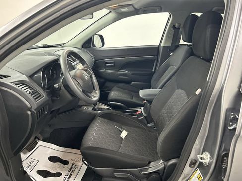 Used 2020 Mitsubishi Outlander Sport ES AWD/4WD image 9
