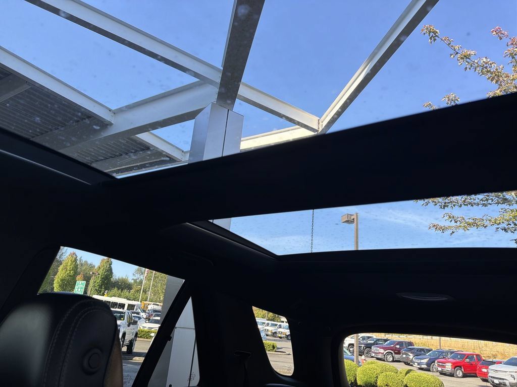 Used 2017 Mercedes-Benz GLE 43 AMG 4MATIC image 18