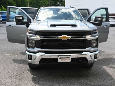New 2026 Chevrolet Silverado 3500 LT w/ All Star Edition AWD/4WD image 2