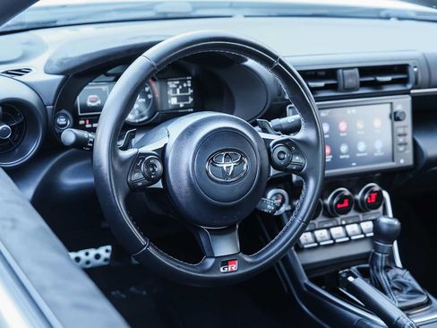 Used 2023 Toyota GR86 Premium RWD image 22