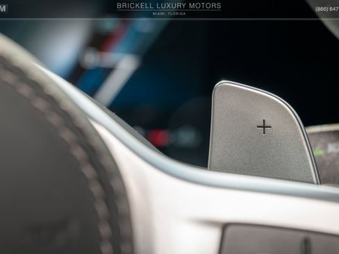 Used 2025 BMW X6 M60i w/ Climate Comfort Package image 32