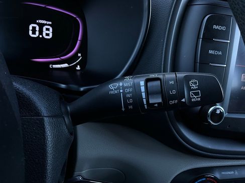 Used 2025 Kia Soul LX w/ LX Technology Package image 34