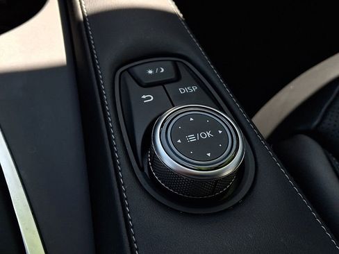 Used 2023 INFINITI QX50 Luxe AWD/4WD image 24