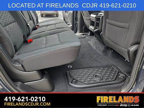 New 2026 RAM 1500 4x4 Crew Cab image 26
