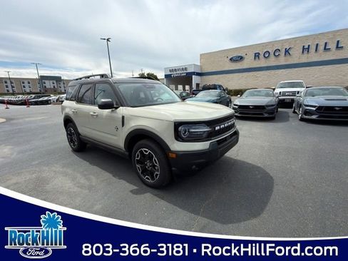 New 2025 Ford Bronco Sport Outer Banks AWD/4WD image 1