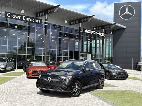 Certified 2026 Mercedes-Benz GLC 300 4MATIC image 1
