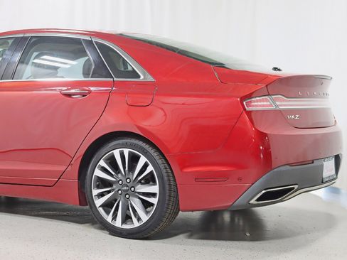 Used 2019 Lincoln MKZ Reserve image 10